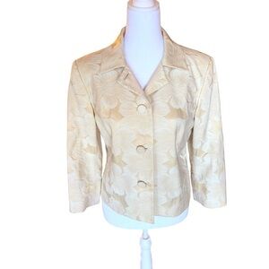 Lillie Rubin Size 10 Vintage, Dressy Jacket, Beige & White floral design motif.